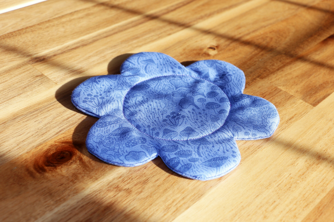 Scalloped Edge Cushion and Flower Coaster Sewing Pattern image 3